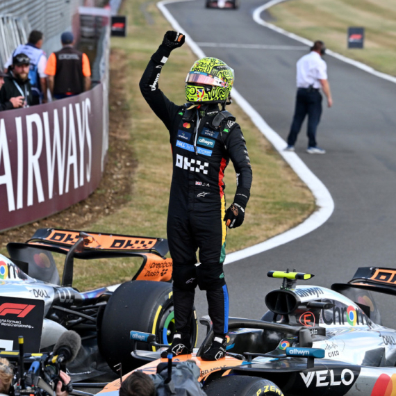 Noris cveta – Pjastri: "Neću da pričam, upašću u nevolju"