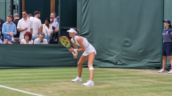 Luna posle ispadanja: "Imam osećaj da nešto moram, a ne moram ništa"