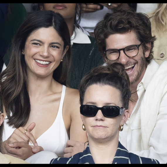 Novi slavni par: Nakon "profesionalne veštice" ljubi koleginicu, Vimbldon je "goreo" FOTO