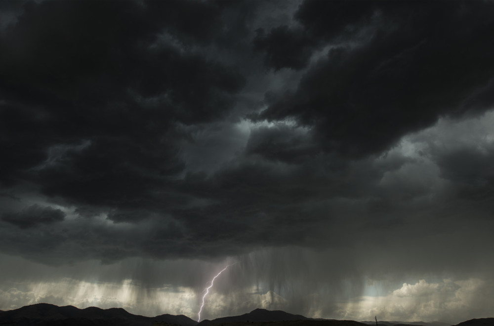 Formirao se olujni sistem nad Srbijom: U ovom delu zemlje pljušti kiša više od 12 sati