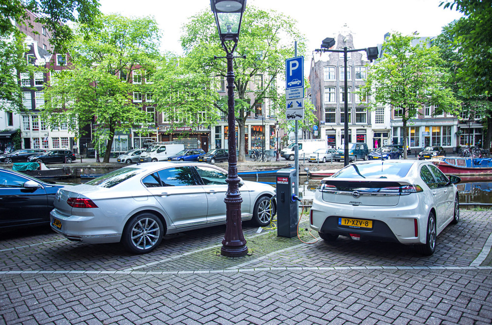 Interes za EV na važnom EU tržištu naglo pao: Sve manje vozača želi da pređe na struju