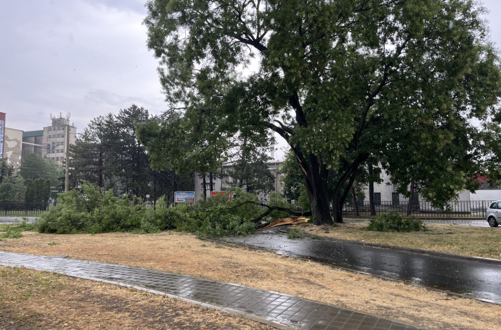 Beograd na udaru; Najnovije upozorenje: Spremite se, u naredna dva sata... FOTO