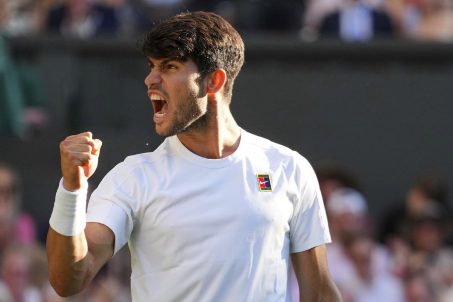 Ljulja se tron: Alkaras preti Sineru