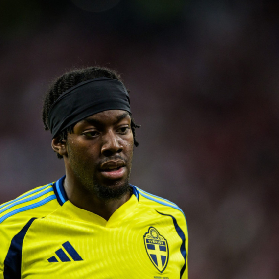 Zvanično: Elanga u Njukaslu FOTO