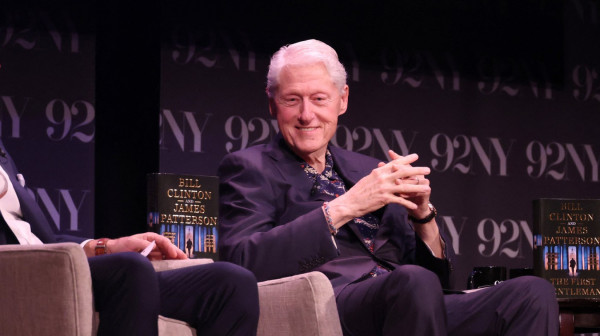 Bil i Hilari Klinton ponovo u centru skandala: Povukli neočekivan potez