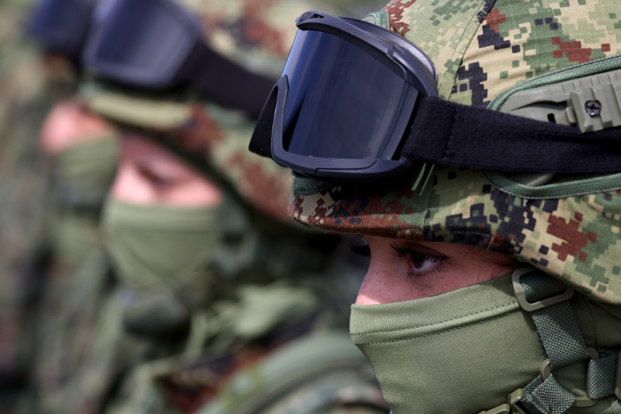 Da li su momci u Srbiji spremni za vojni rok: Može, ali... VIDEO/ANKETA