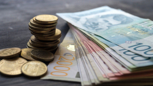 Srbi veruju dinaru: Nastavljen rast štednje u drugoj polovini 2025.