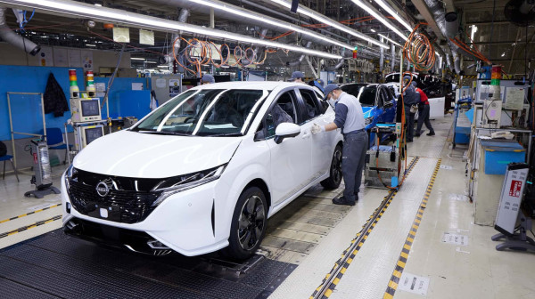 Nissan uči od Kineza: Razvoj novog automobila sada traje upola kraće!