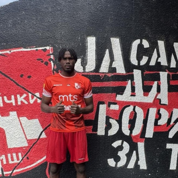 Radnički doveo napadača iz Španije