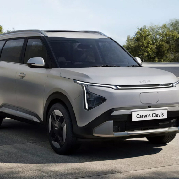 Ova Kia sa 7 sedišta košta manje nego što mislite – a nudi više nego što očekujete FOTO