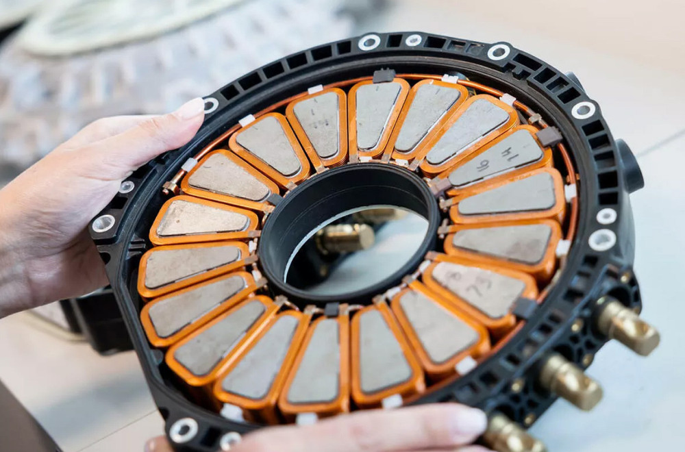 Trijumf strujaša: Novi elektromotor ima 13 kg, a jači je od Lamborghinija