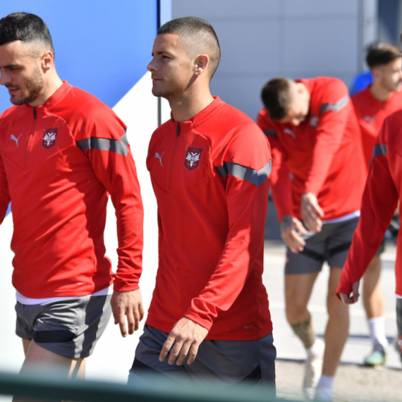 Nemci plasirali "bombu": Zvezda gleda ka reprezentativcu Srbije