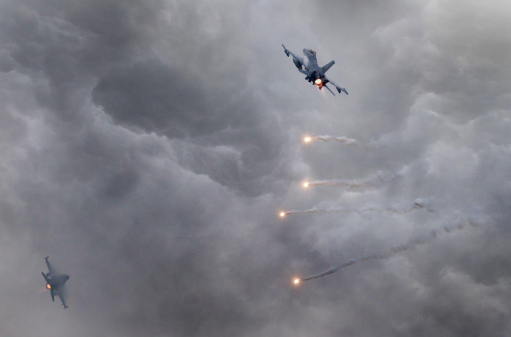 Uništeni su; Proglašeno vanredno stanje; Brutalan napad; Broje se mrtvi FOTO/VIDEO
