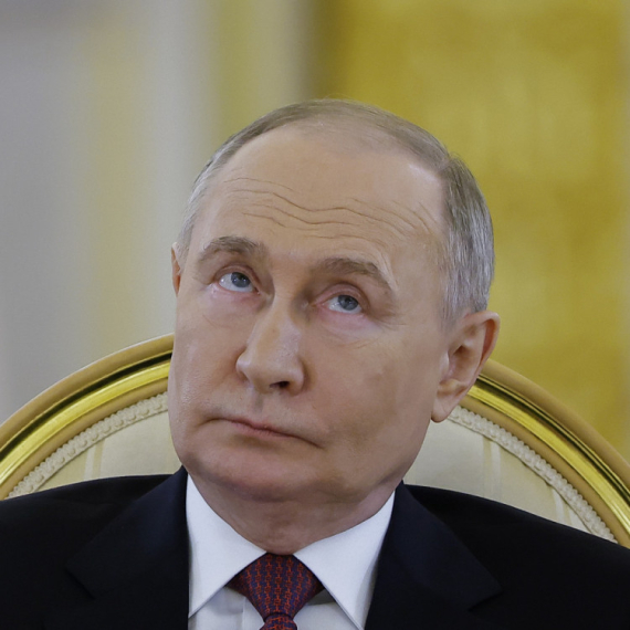 "Putin 'blebeće' o miru kako bi mogao da nastavi da vodi rat"