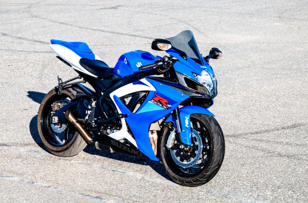 Novi kineski ili polovan japanski motocikl?