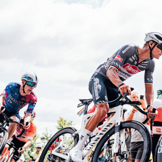 Predvodio Tur prve nedelje, odustao zbog pneumonije