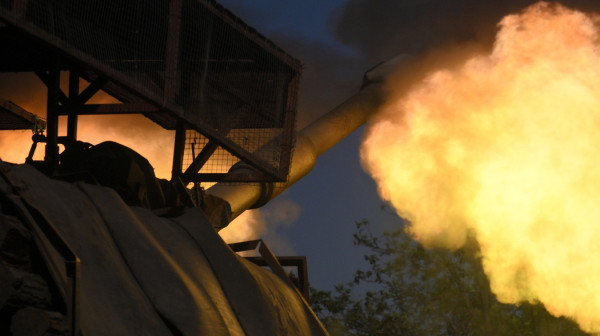 Rat – dan 1.397: Vojska se predala?; Rusi upali u selo; Evropska armija stiže u Ukrajinu?