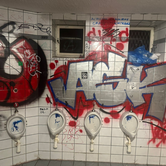 Mihajlović obišla SKC: "Vrhunac varvarizma i vandalizma, skrnavljenje svega što je stvoreno" VIDEO