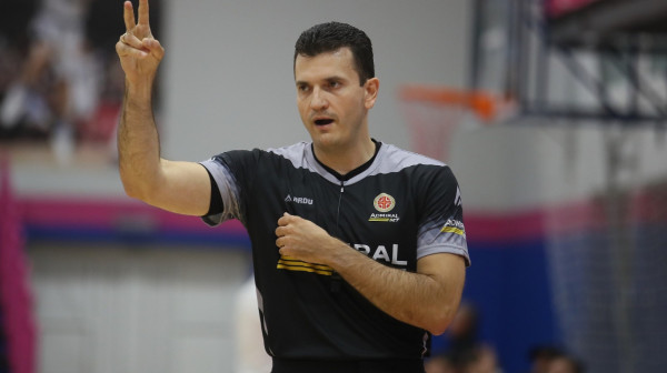 Srpske sudije dele pravdu na Evrobasketu