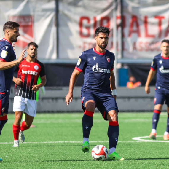 Glavobolja za Milojevića – povredio se štoper