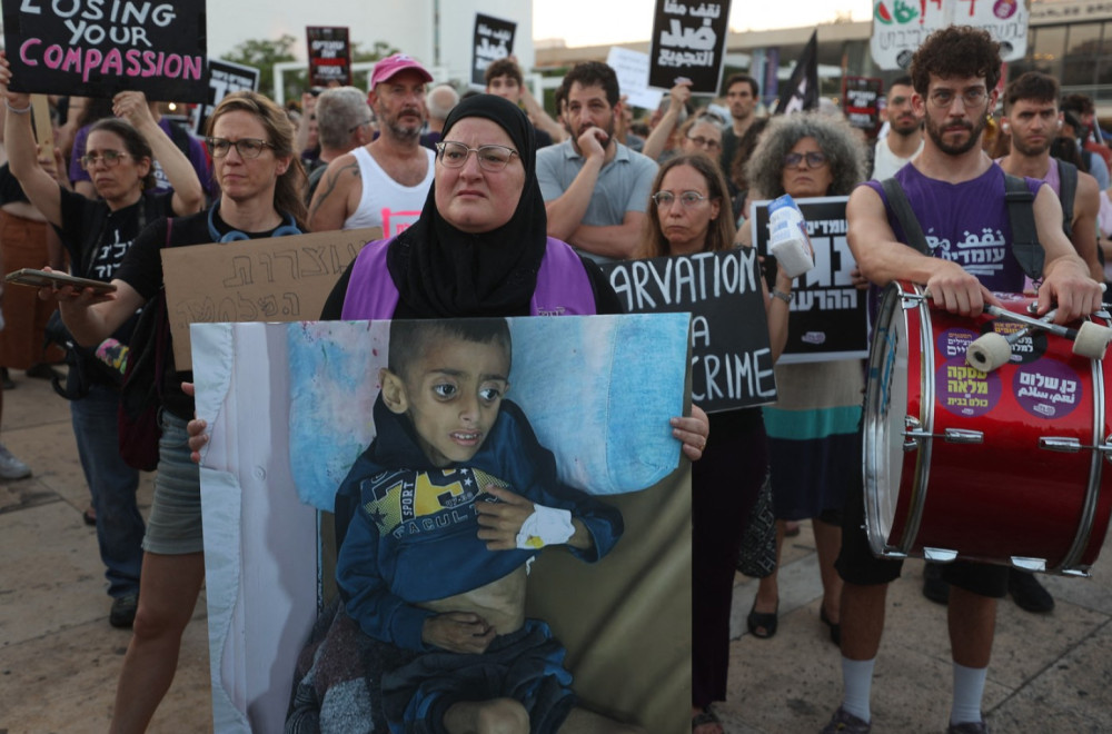 Hiljade ljudi na ulicama:  Zahtevamo kraj izgladnjivanja