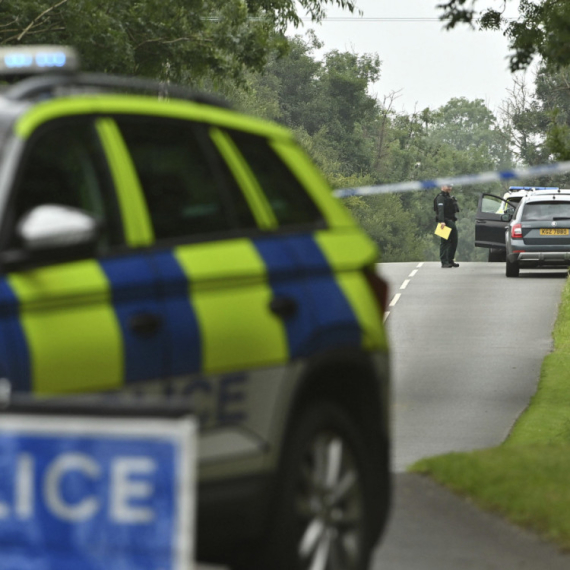 Pucnjava šokirala grad: Ranjena tri policajca FOTO