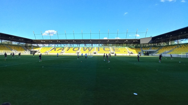 Partizan trenirao pred Oleksandriju – evo kako izgleda teren u Katovicama FOTO