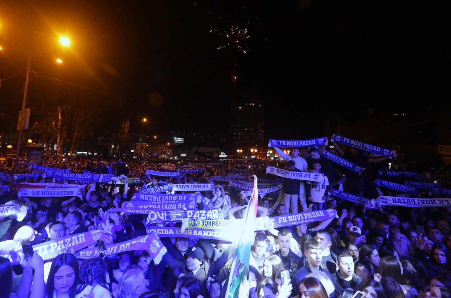 Pazarci napravili "haos" pred evropski debi VIDEO