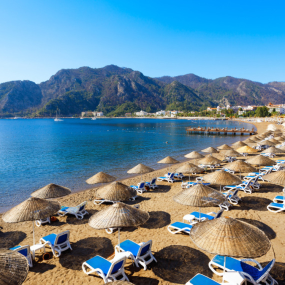 Letovalište koje Srbi obožavaju proglašeno za najjeftinije: Povoljnije od Bugarske