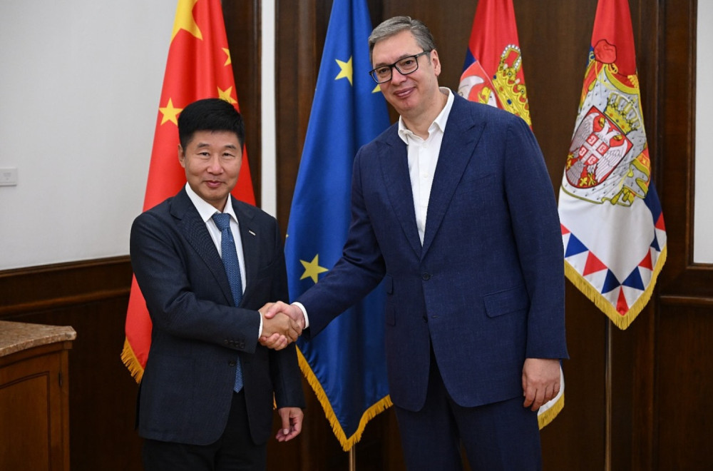 Vučić sa delegacijom kompanije HBIS Group: "Ovo je jedan od najvećih stranih investitora u Srbiji" FOTO