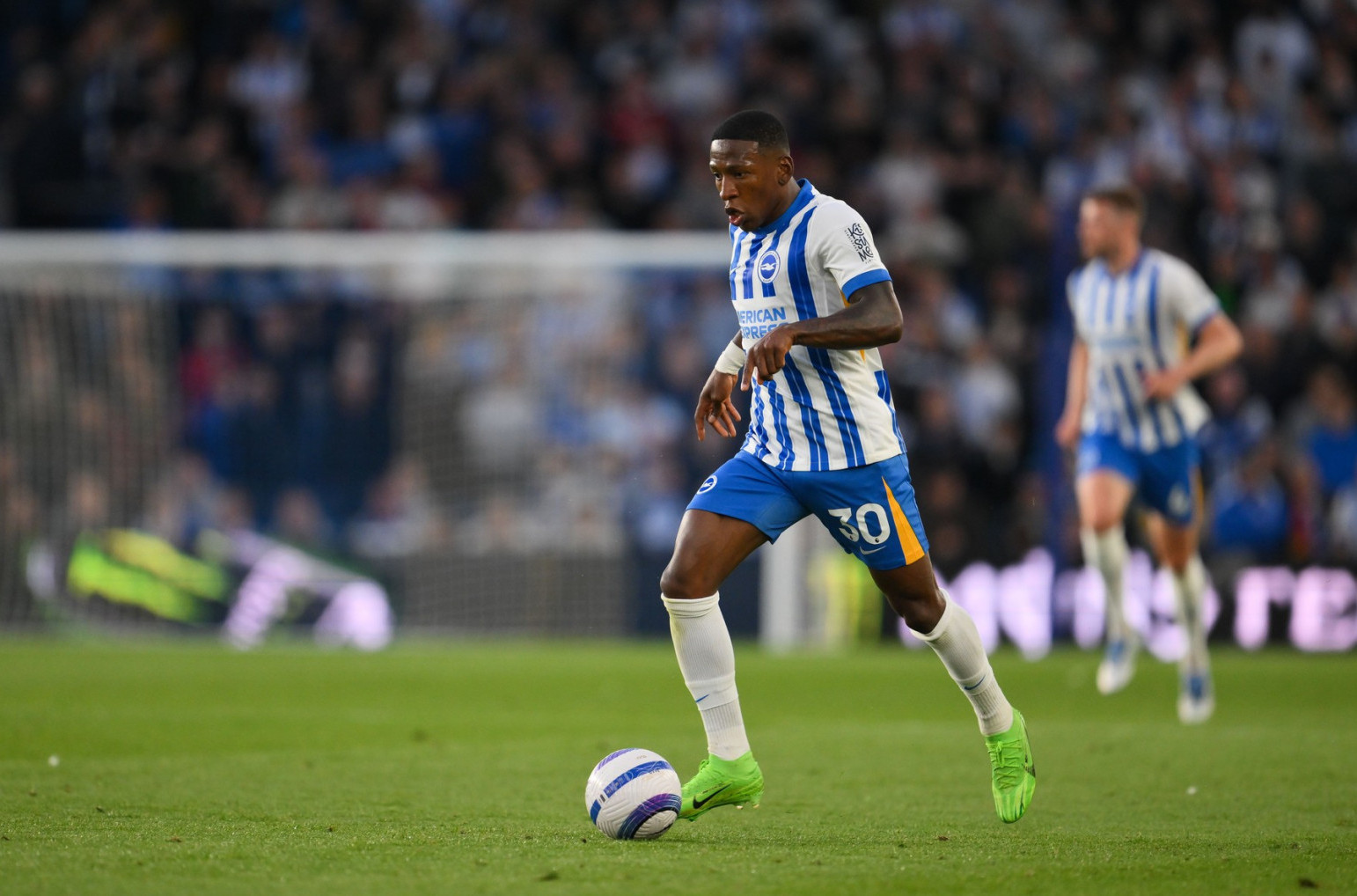 Milan zamenu za Ernandeza našao u Brajtonu FOTO