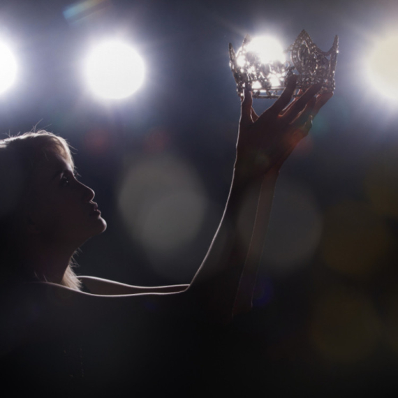 Opljačkana bivša Mis Jugoslavije