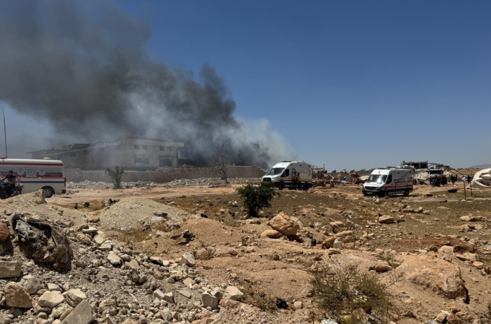 Eksplozija u džamiji – ima povređenih FOTO/VIDEO