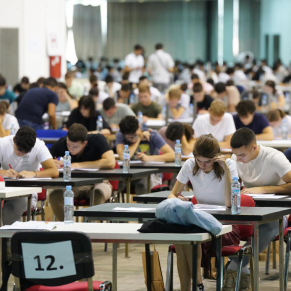 Danas se nastavlja polaganje prijemnih ispita na fakultetima Univerziteta u Beogradu