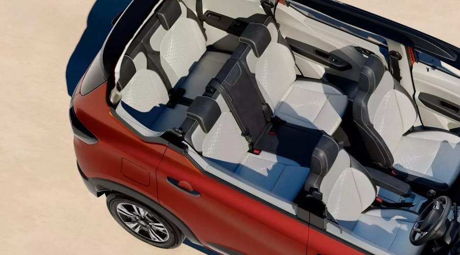 Najjeftiniji porodični auto na svetu? Ima tri reda sedišta, a košta 6.000 evra FOTO