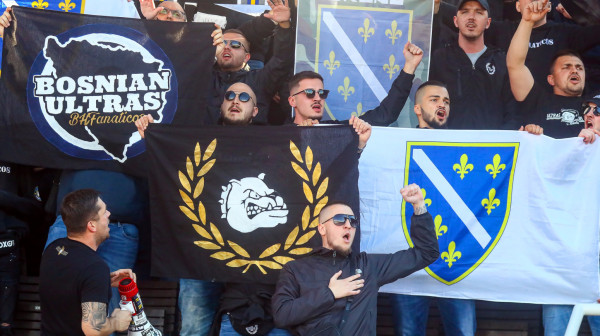 Savez BiH zabranio "Fanatikose" pred Rumune – "Uključene i srpske obaveštajne strukture"