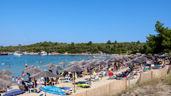 Gužve na granicama, manjak vode i radnika: Halkidiki pred najtežom sezonom do sada?