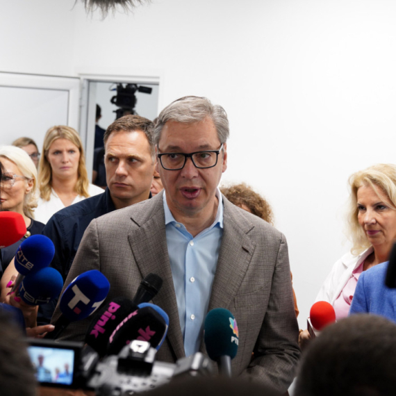 Vučić: Ponosan sam na ovu bolnicu; Zlonamerni komentari više govore o njima, nego o nama VIDEO