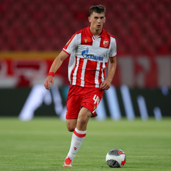 Zvezdin štoper na meti premijerligaša