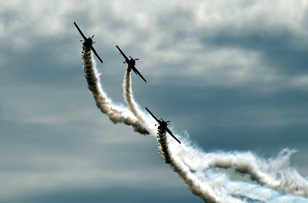 Kupuju dva američka vojna aviona