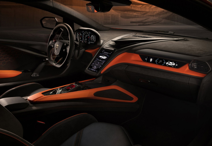 Lamborghini ima problem sa vratima: Mogu da se zatvore sama od sebe i povrede vozača