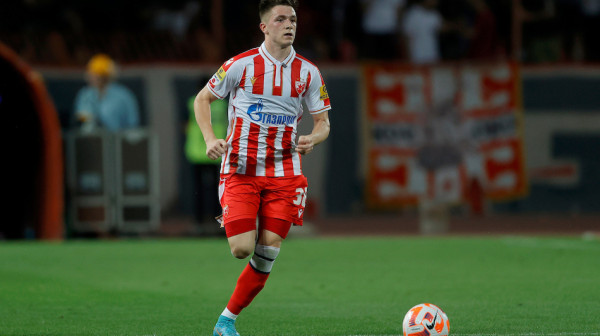 Zvezda vratila svoje "dete" i dobila desnog beka!