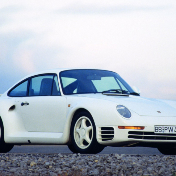 Zašto je Bil Gejts 13 godina svaki dan plaćao kaznu zbog jednog automobila?