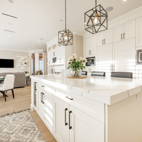 Dok vi spavate, kuća se "sama čisti": 7 trikova za najlakše čišćenje doma