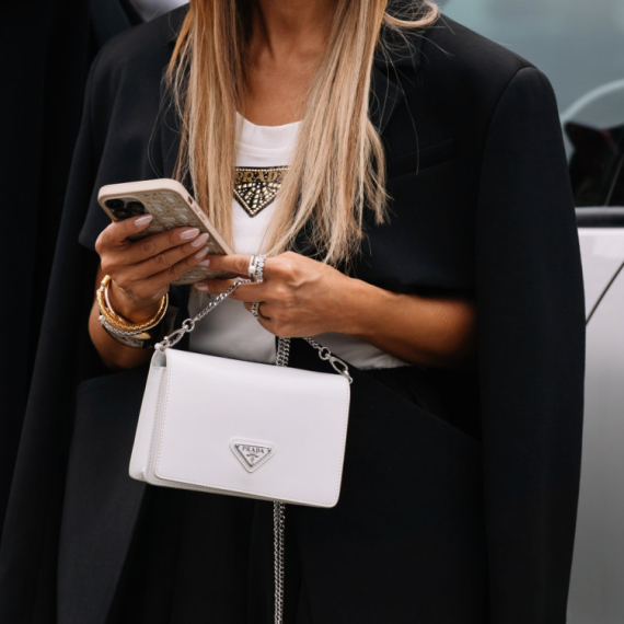 Kako u nekoliko koraka da prepoznate lažnu Prada torbu