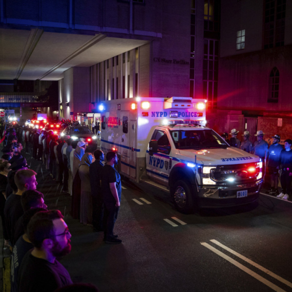 Masakr u Njujorku: Ima mrtvih; Ubijen i policajac FOTO/VIDEO