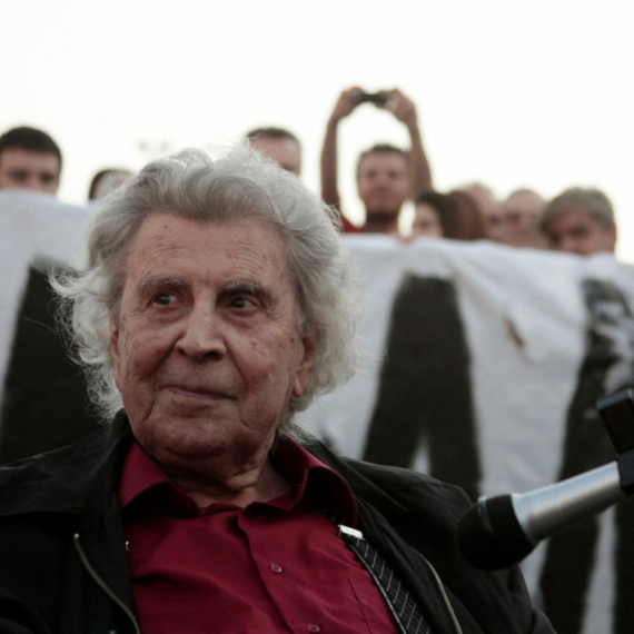 Mikis Teodorakis: Život posvećen muzici i politici