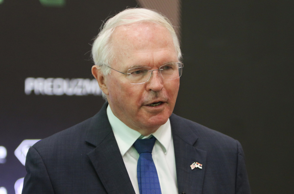 Hil razgovarao sa studentima FOTO