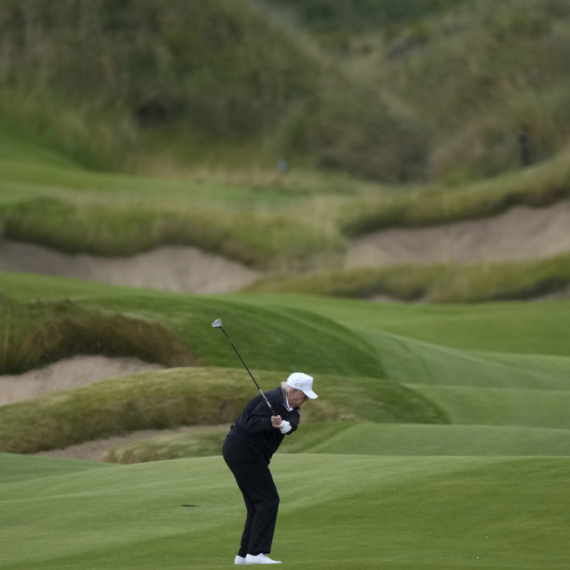 Hitna evakuacija! Sumnjiv predmet na Trampovom golf rizortu FOTO/VIDEO