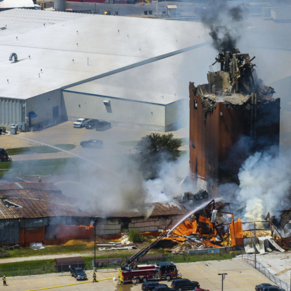 Stravična eksplozija u fabrici: Nestale tri osobe; "Bilo je mnogo vatre i dima" FOTO/VIDEO